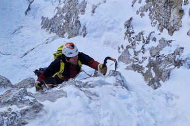 alpinisme en goulotte dans les combes des aravis